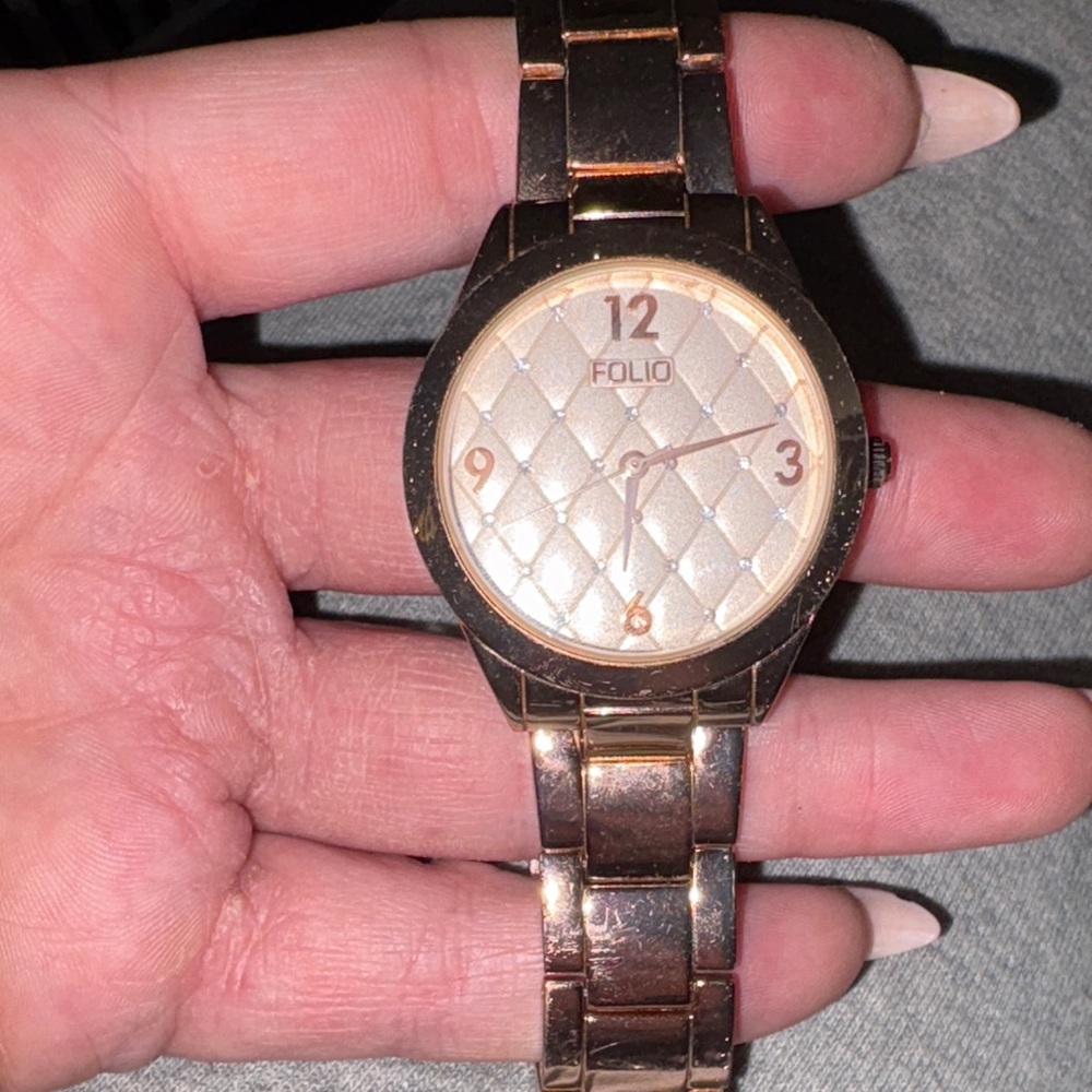 Folio Women's Rose Gold Watch